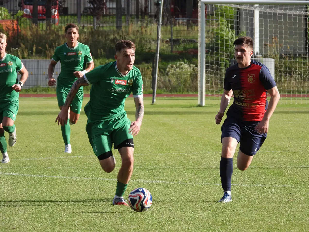 Lechia Tomaszów Mazowiecki zwycięża ze Spartakusem w ostatniej grze przed sezonem