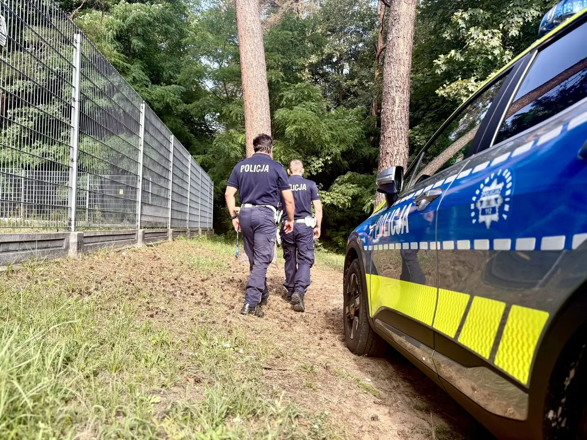 Interwencja tomaszowskich policjantów uratowała życie mężczyzny